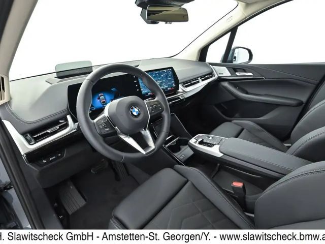 BMW 218 218d Active Tourer Sedan