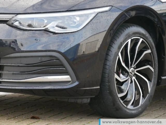 Volkswagen Golf 1.5 eTSI DSG Golf VIII Style