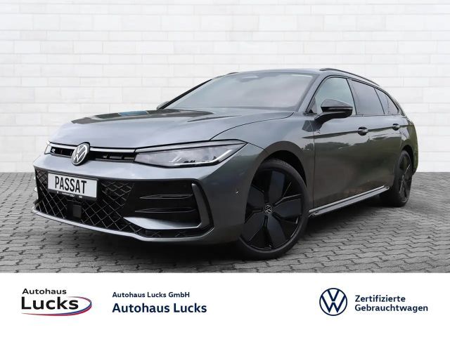 Volkswagen Passat R-Line Style Variant