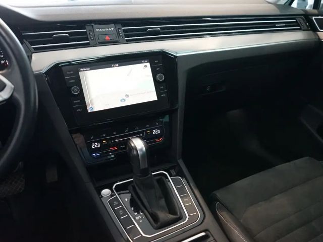 Volkswagen Passat 2.0 TDI R-Line Variant