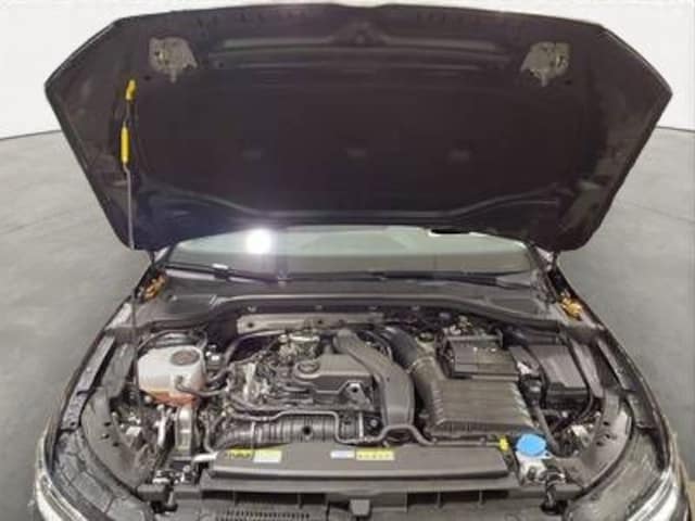 Volkswagen Golf 1.5 TSI Golf VIII