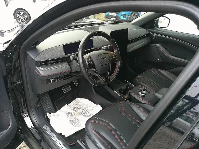 Ford Mustang Mach-E AWD Extended range