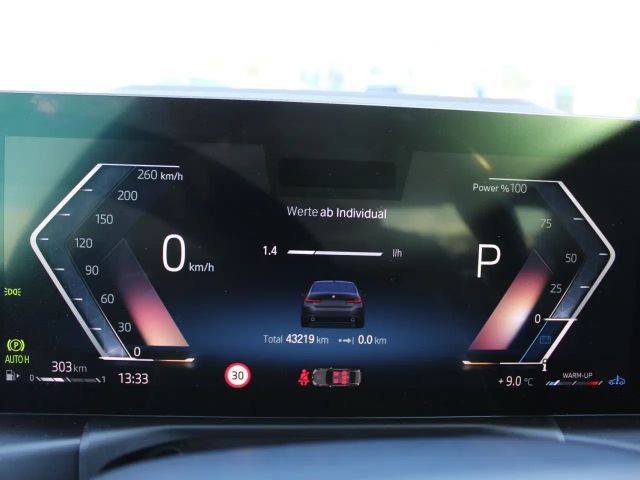 BMW 330 330i Sedan xDrive