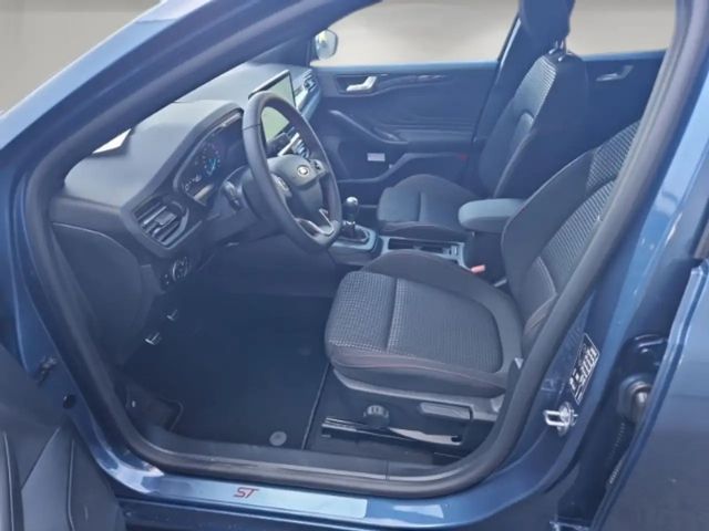 Ford Focus ST Line