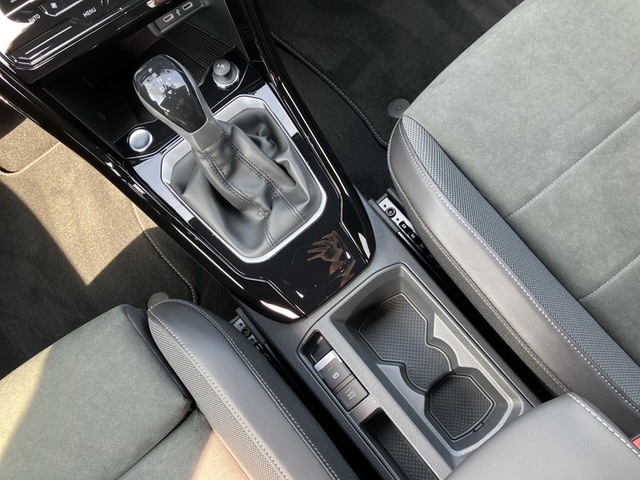 Volkswagen T-Roc 2.0 TDI DSG IQ.Drive R-Line