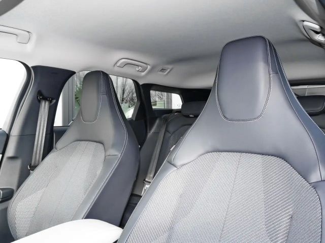 Ford Explorer Extended range