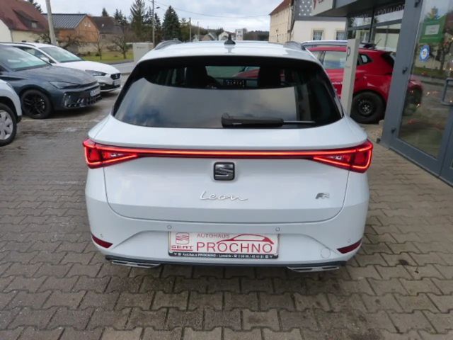 Seat Leon 2.0 TDI DSG FR-lijn Sportstourer
