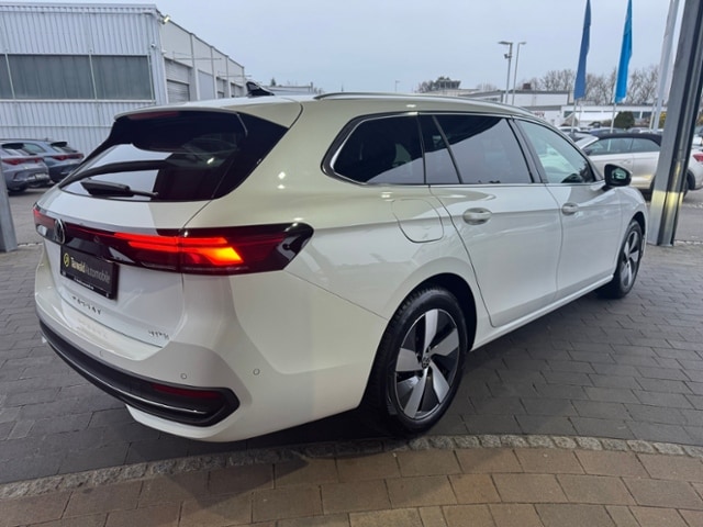 Volkswagen Passat 1.5 eTSI DSG IQ.Drive Variant