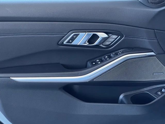 BMW 330 330d M-Sport Touring xDrive