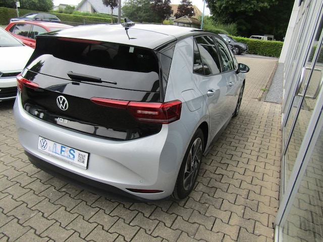 Volkswagen ID.3 62kWh APP-CON LM18 LED ACC NAVI