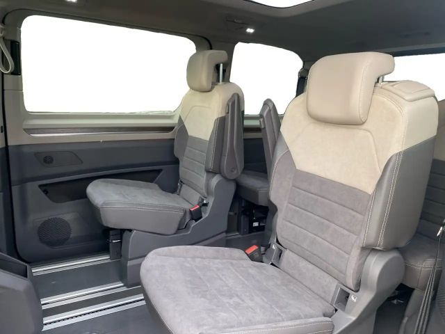 Volkswagen Multivan 2.0 TDI DSG Style T7