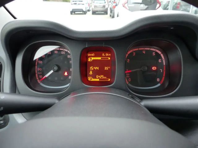 Fiat Panda 1.0 Mild-Hybrid Klimaanlage Bluetooth DAB