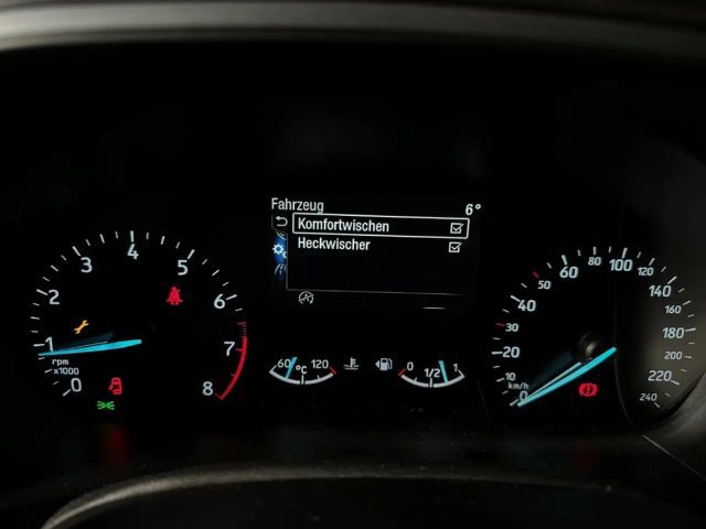 Ford Focus Cool & Connect