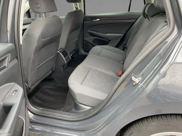 Volkswagen Golf DSG Life