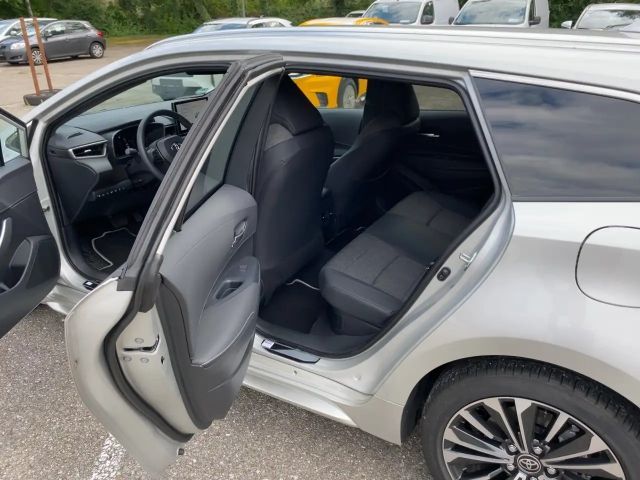 Toyota Corolla Hybride Team D Technik