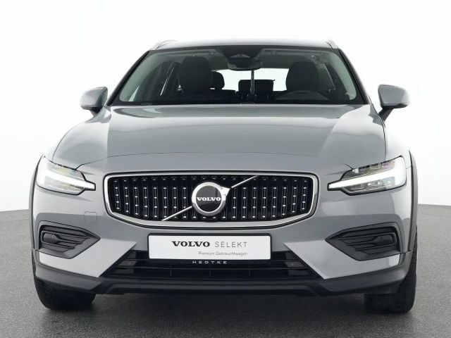 Volvo V60 AWD Plus