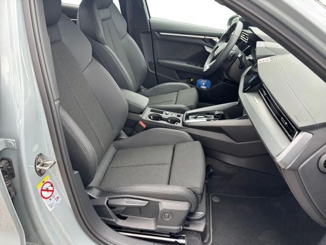 Audi A3 35 TFSI S-Line Sedan Sportback