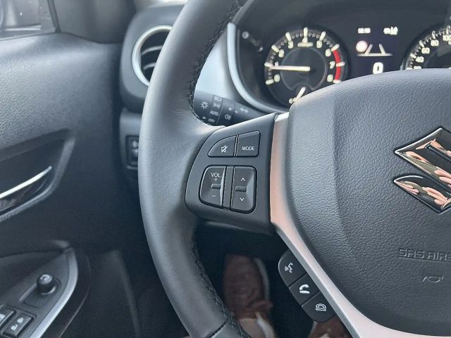 Suzuki Vitara Hybrid Shine