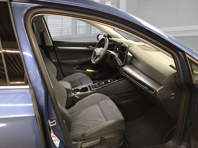 Volkswagen Golf 1.5 eTSI DSG Variant