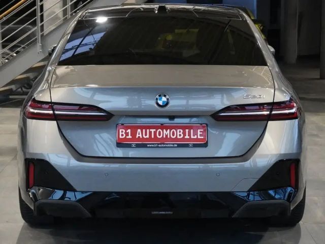 BMW 520 520i M-Sport Sedan