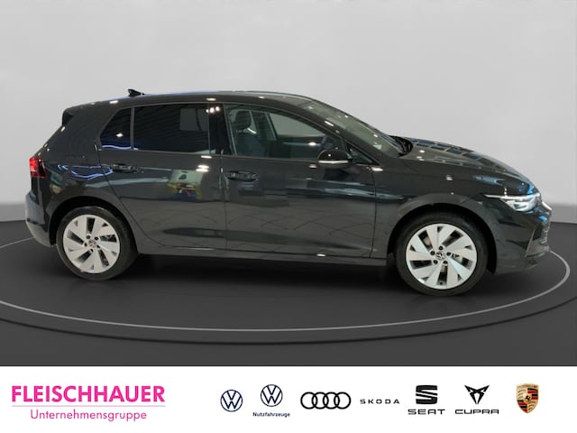 Volkswagen Golf 1.5 eTSI DSG Golf VIII
