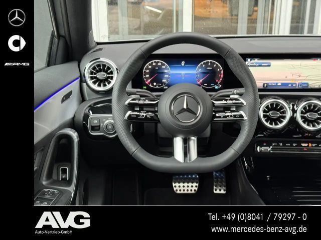 Mercedes-Benz A 200 AMG Line