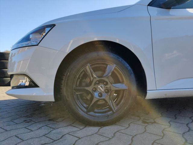 Skoda Fabia 1.0 TSI Active Combi