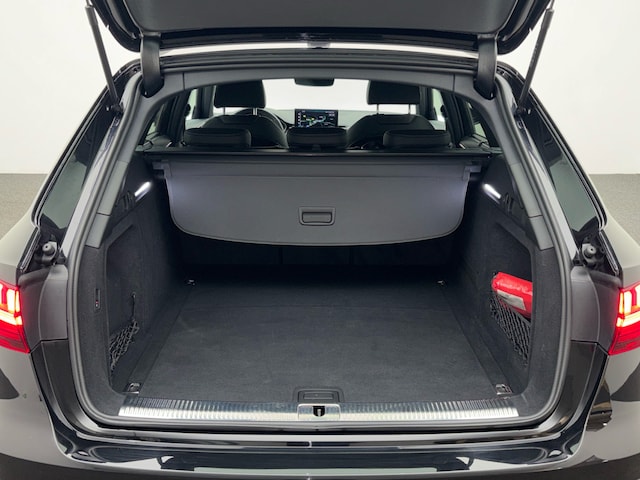Audi A4 40 TFSI Avant Quattro S-Line S-Tronic