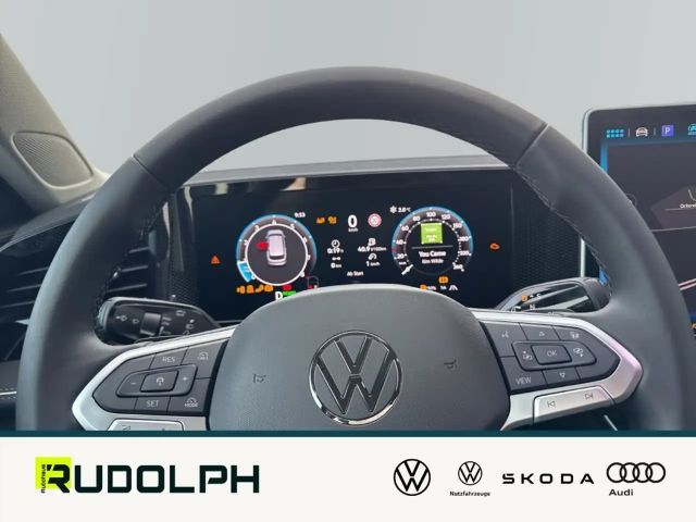 Volkswagen Passat 1.5 eTSI Business DSG