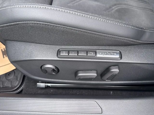 Volkswagen Golf Business Variant