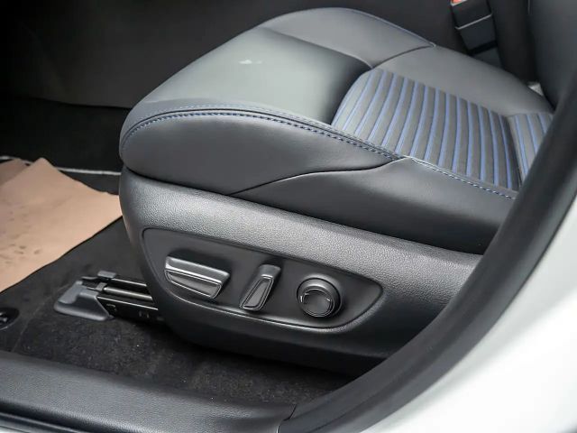 Toyota RAV4 Hybride Style