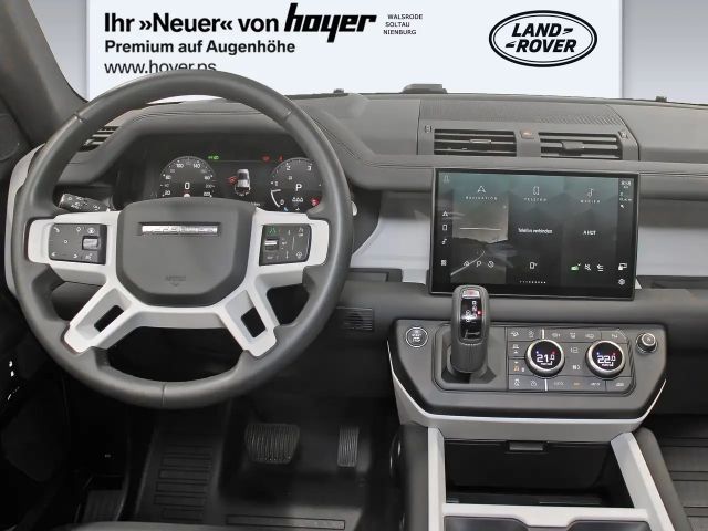 Land Rover Defender 110 D300 Dynamic SE