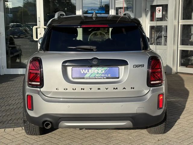 MINI Cooper Countryman DKG Classic Trim el. Heckklappe Navi