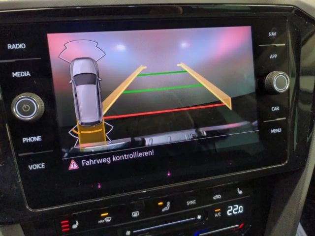 Volkswagen Passat 2.0 TSI Business DSG Variant