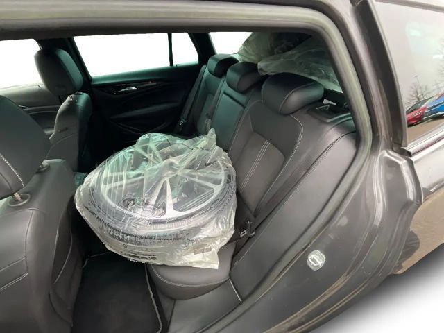 Opel Insignia 2.0 CDTI Sports Tourer Ultimate