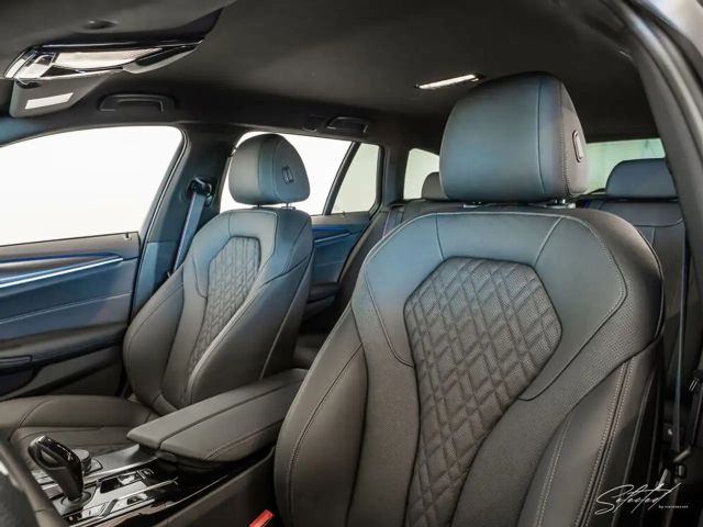 BMW 530 530d M-Sport Touring