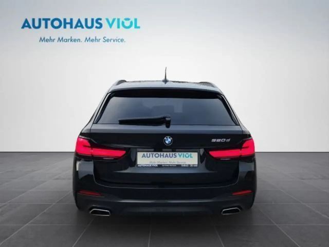 BMW 520 520d M-Sport Touring