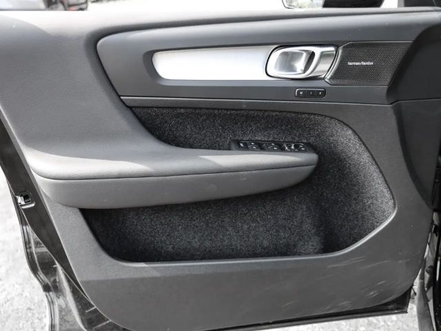 Volvo XC40 Dark Plus