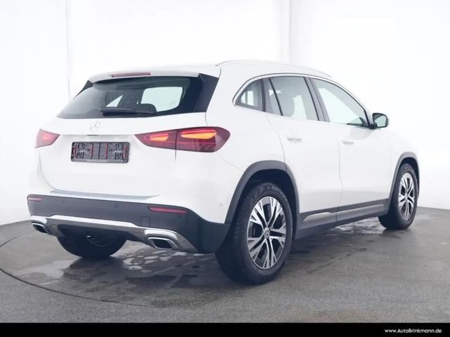 Mercedes-Benz GLA 200 GLA 200 d