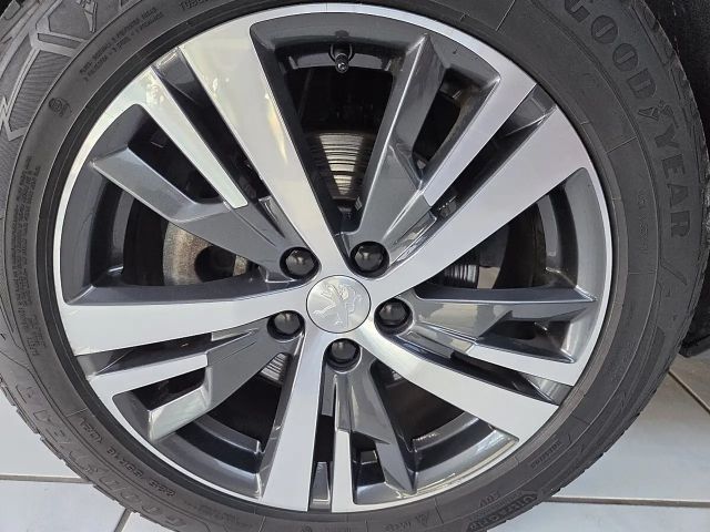 Peugeot 3008 Allure Pack EAT8 PureTech