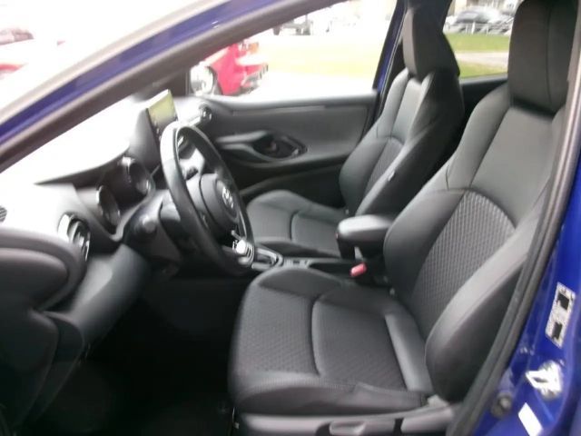 Toyota Yaris Hybride Style VVT-i