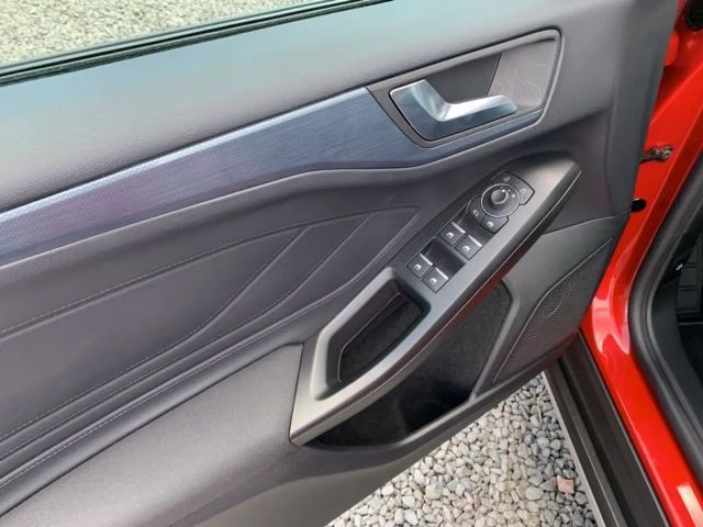 Ford Focus Active EcoBoost Wagon