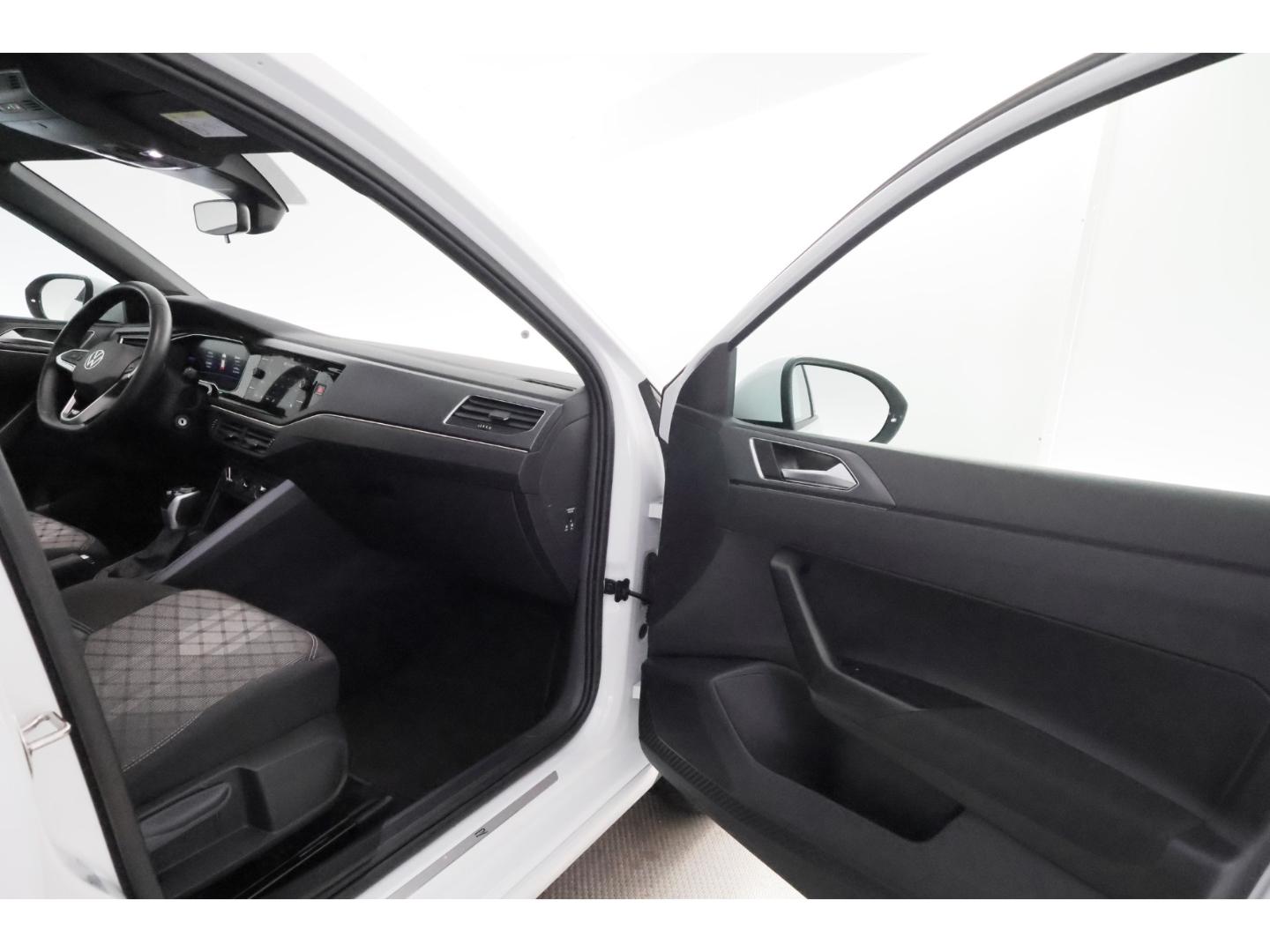 Volkswagen Taigo 1.0 TSI DSG R-Line