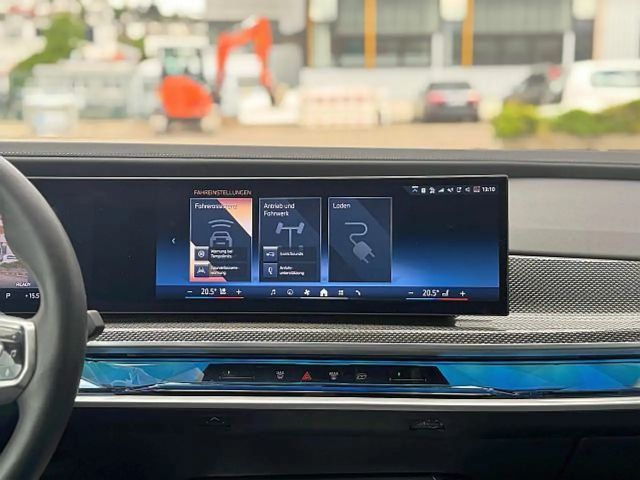 BMW i7 M-Sport Sedan