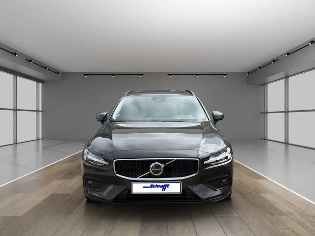 Volvo V60 Core