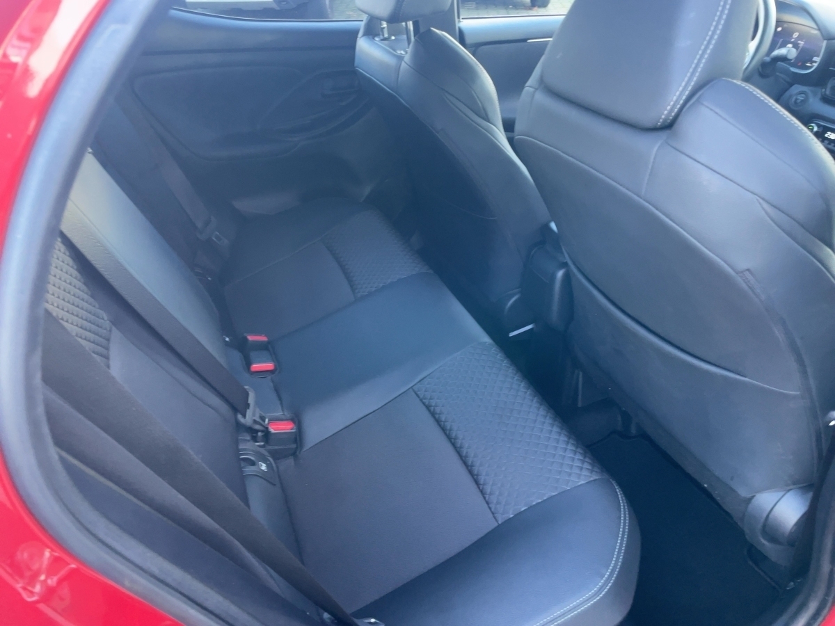 Toyota Yaris 5-deurs Plus Style