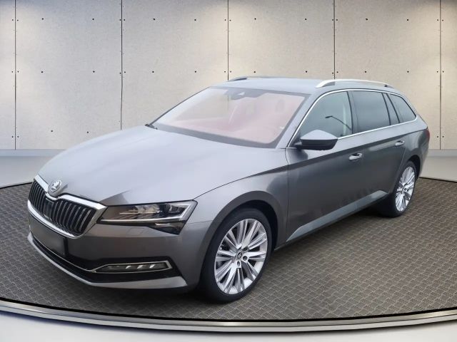 Skoda Superb 2.0 TDI Combi Style Style