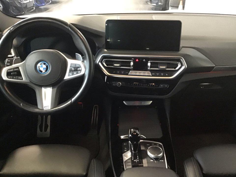BMW X3 xDrive30e
