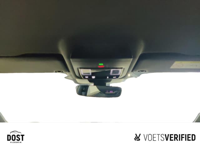 Volkswagen T-Roc 1.5 eTSI DSG IQ.Drive R-Line