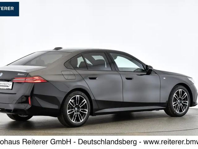 BMW 520 520d M-Sport Sedan xDrive